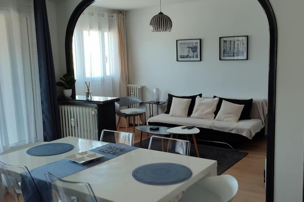 Апартаменты Quartier Des Emailleurs-T4 Avec Balcon Et Garage Лимож Экстерьер фото