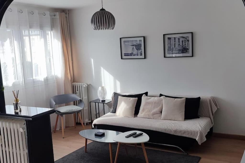 Апартаменты Quartier Des Emailleurs-T4 Avec Balcon Et Garage Лимож Экстерьер фото